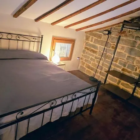 Historical House Medieval Abbey - Al Chiostro Apartment *